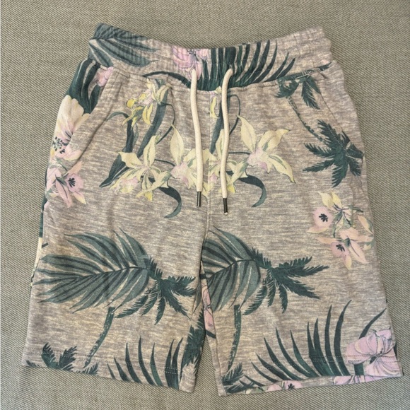 Original Use Hawaiian Sweat Shorts - Picture 1 of 3